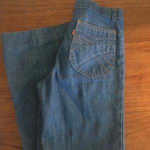 Vintage 1970’s Metal Tag Levi’s